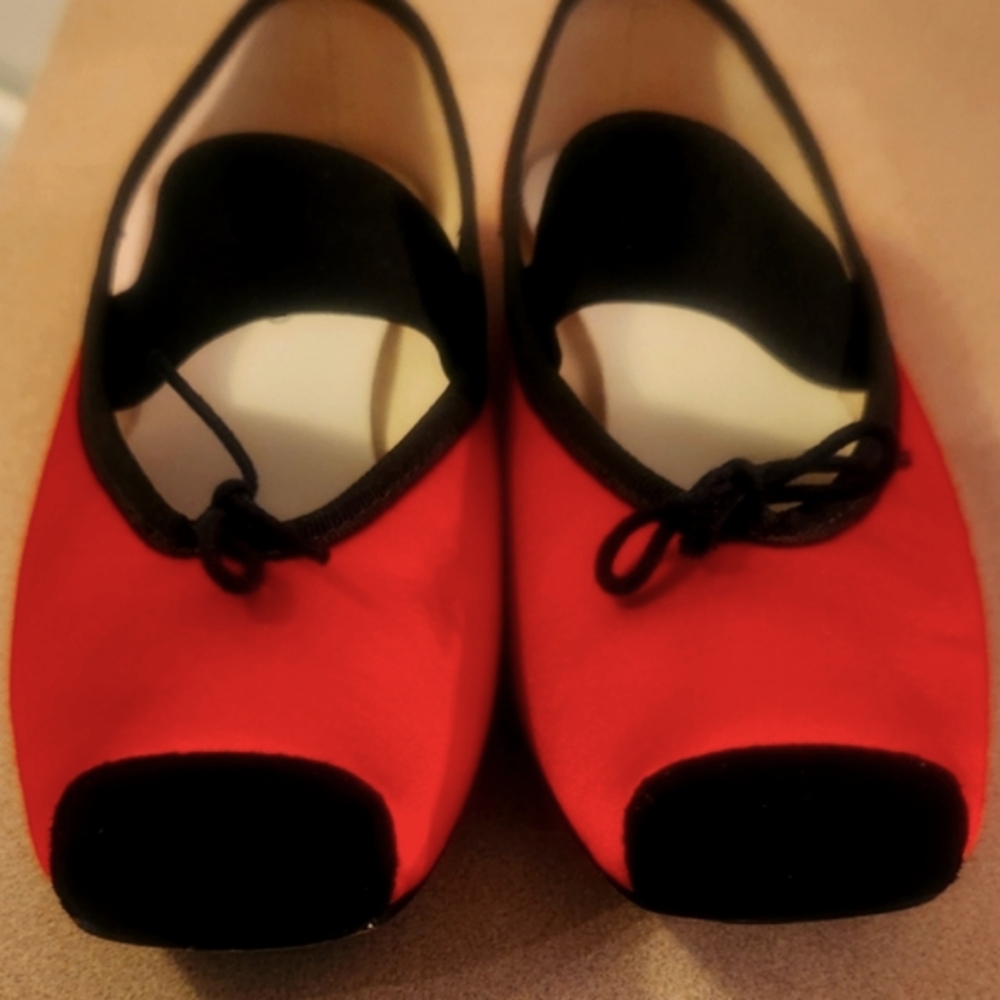 Repetto red satin and blk velvet trim ballerina flats - Picture 9 of 11